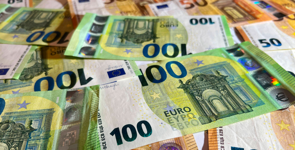 Глава Банка Италии: Европа не должна превращать евро в оружие