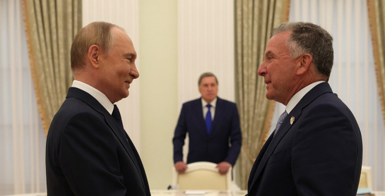 Дональд Трамп рассказал о пятичасовой беседе Владимира Путина и Стивена Уиткоффа