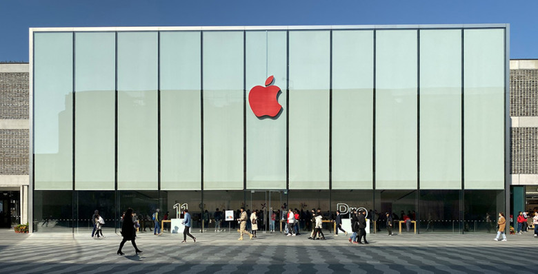 Apple впервые закроет розничный магазин в Китае