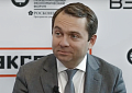 Кадр из интервью с губернатором Мурманской области Андреем Чибисом в студии Эксперта на ПМЭФ-2025