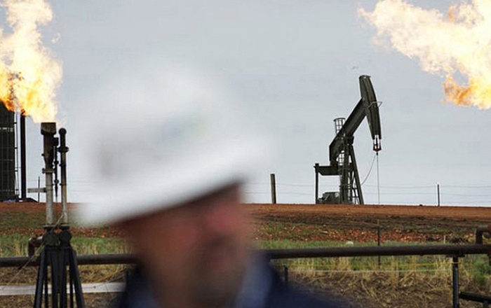 Главы крупных нефтяных компаний выступили против скорейшего отказа от ископаемого топлива