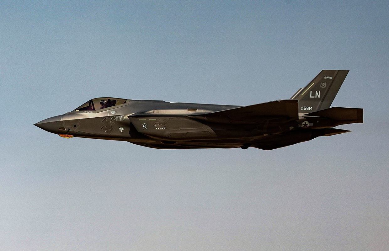 Американский малозаметный истребитель пятого поколения F35