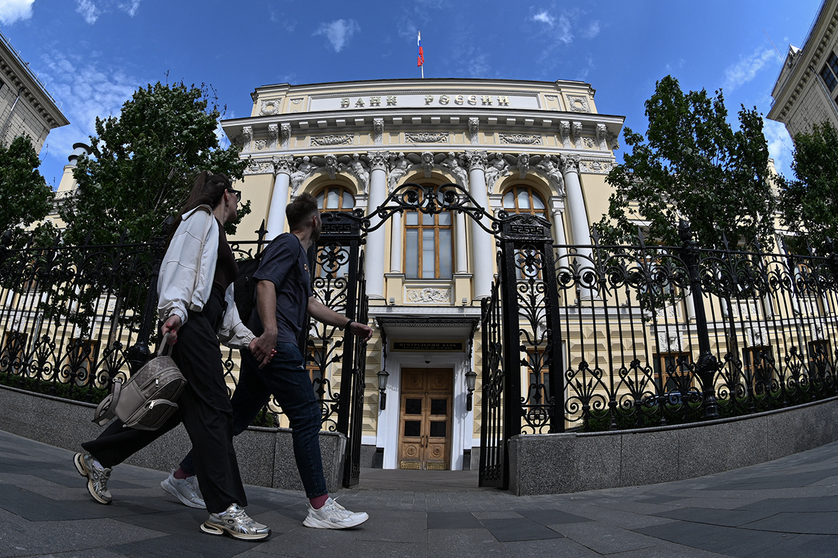 Инвесторы стали удлинять деньги
