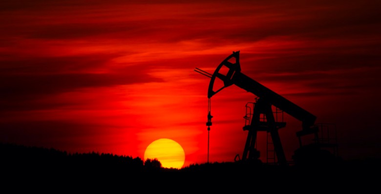 «Интерфакс»: Минэнерго хочет договориться с нефтяниками о поставках топлива