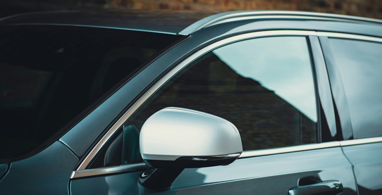 В России с 9 января начнут штрафовать за тонировку на любых автомобилях