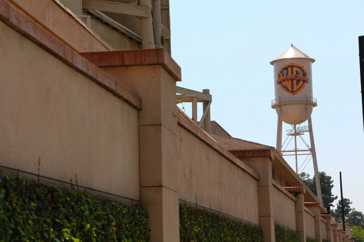 Bloomberg: Warner Bros. отклонила предложение Paramount о покупке