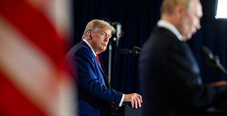 Дональд Трамп анонсировал встречу с Владимиром Путиным в Будапеште