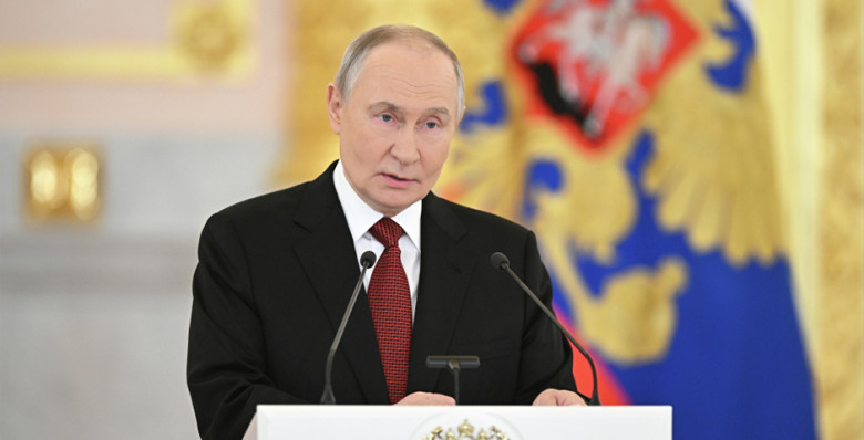 Владимир Путин поручил создать межведомственную комиссию в сфере микроэлектроники