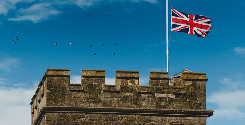 Лондон временно вывел из-за под санкций международные активы «Лукойла»