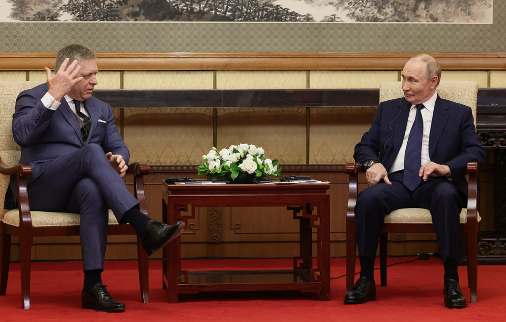 Роберт Фицо и Владимир Путин Роберт Фицо и Владимир Путин
