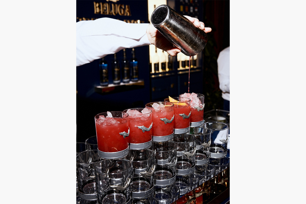 Коктейли от «Белуги»