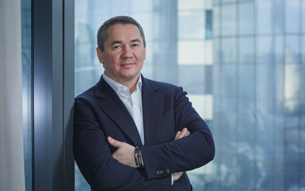 Роман Баталов начинал бизнес в сфере гостеприимства