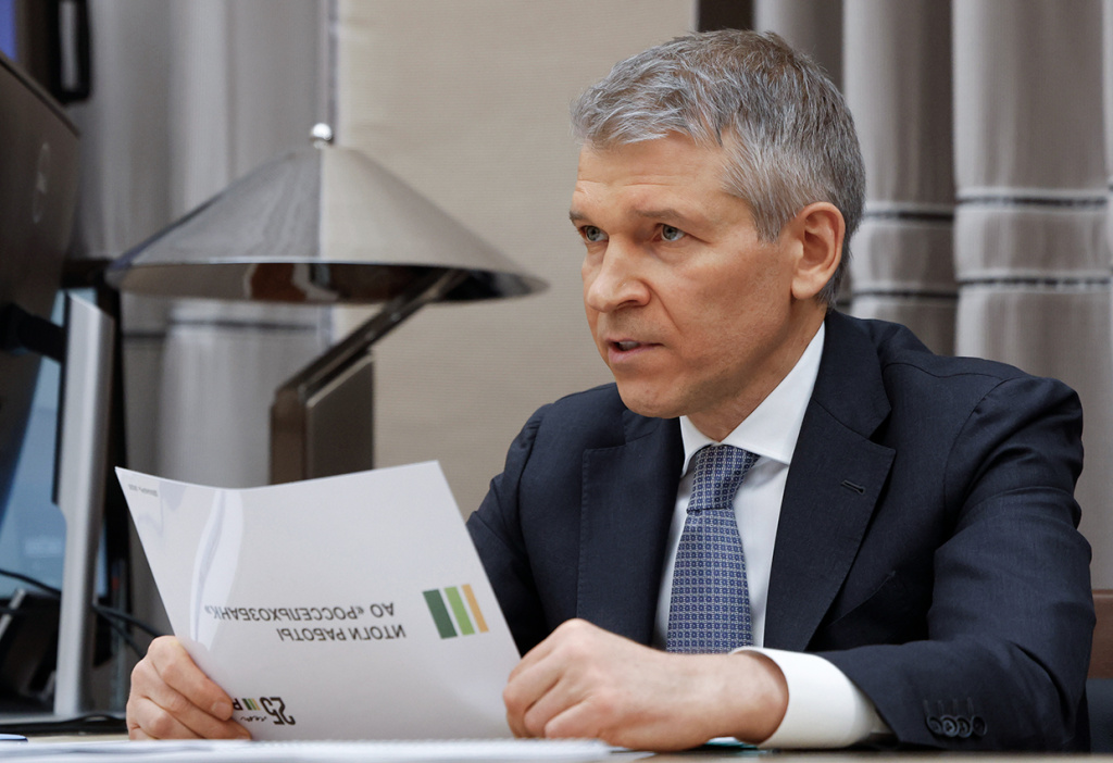 Борис Павлович Листов&nbsp;— председатель правления АО&nbsp;«Россельхозбанк»