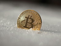 Стоимость биткоина упала ниже $90 тыс. 