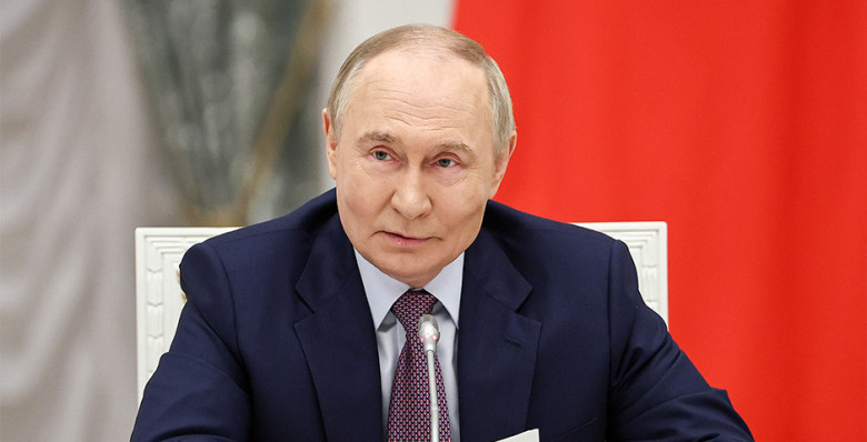 Владимир Путин заявил о необходимости совершенствовать механизм маткапитала