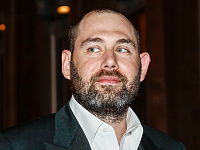 Суд в Москве заочно арестовал Семена Слепакова