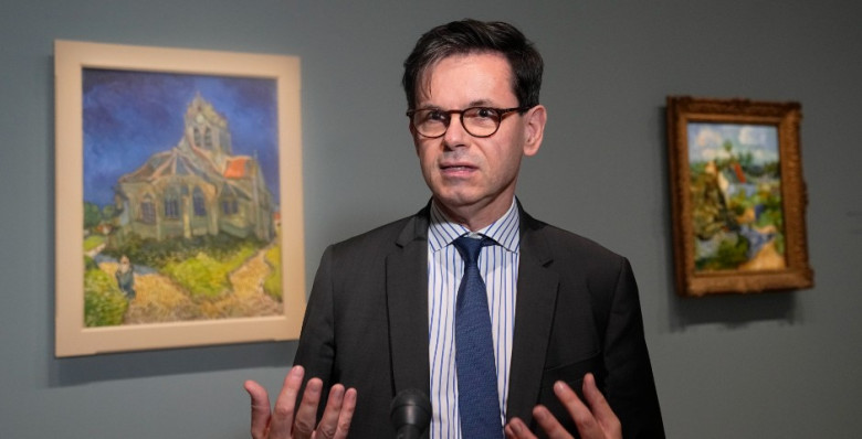 Новым директором Лувра назначили Кристофа Лерибо