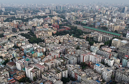 Как их земля носит