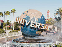FT: Universal Music и Warner Music ведут переговоры о лицензировании ИИ-музыки