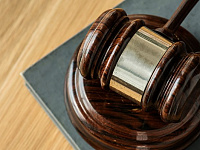 Суд установил запрет действий обвиняемым в манипулировании рынком акций через Telegram