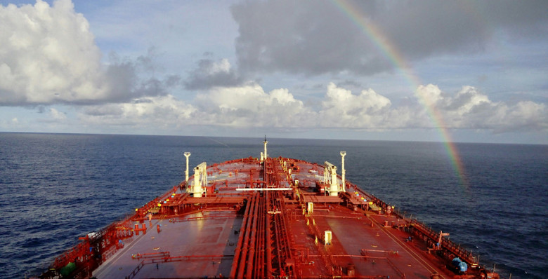 США снова разрешили покупать загруженную на танкеры российскую нефть