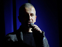 Константин Богомолов попросил отменить его назначение в Школу-студию МХАТ