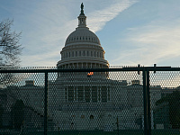 Правительство США приостановило работу