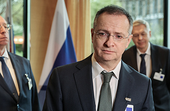 Гонг после третьего раунда