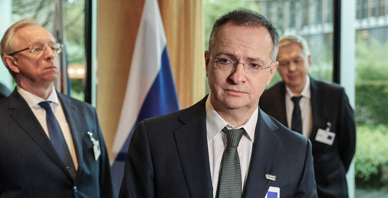 Гонг после третьего раунда