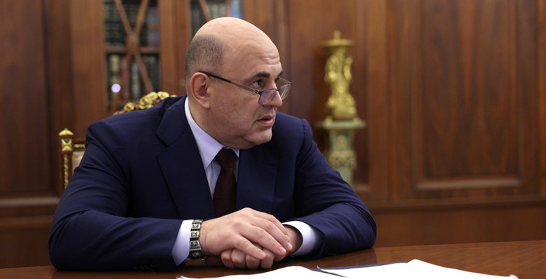 Михаил Мишустин направил министра транспорта к месту крушения Ан-24