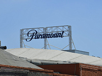 WSJ узнала об обещаниях Paramount ради отмены сделки Netflix с Warner Bros.