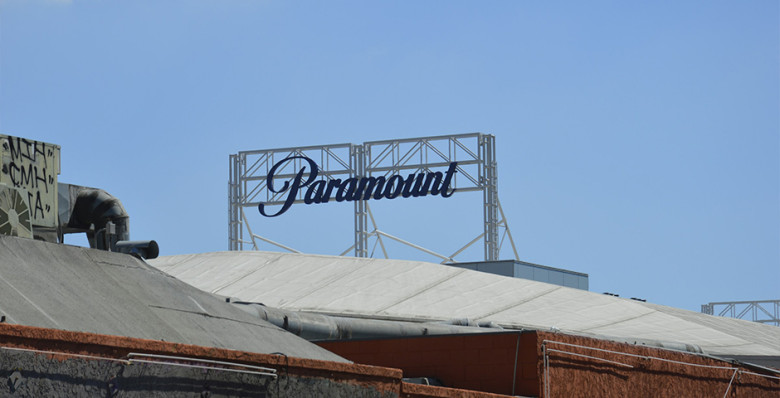 WSJ узнала об обещаниях Paramount ради отмены сделки Netflix с Warner Bros.