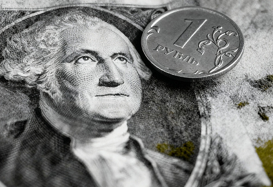 Рубль непрерывно укрепляется