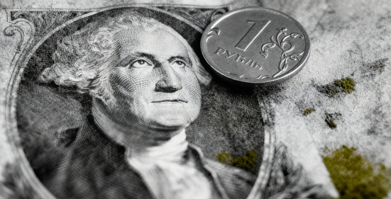 Рубль непрерывно укрепляется