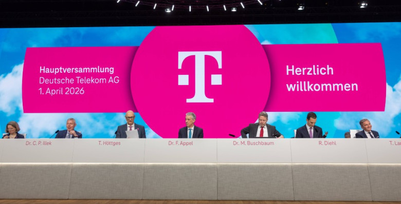 Bloomberg узнал о планах слияния Deutsche Telekom и T-Mobile