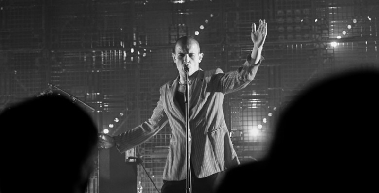 Умер солист группы Shortparis Николай Комягин