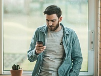 Мошенники стали просить сдать в аренду WhatsApp-аккаунты