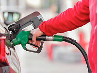 В США цены на бензин выросли на 14% за неделю