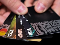 В ГД допустили введение ограничения числа карт на одного человека в апреле