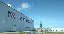 WSJ узнала, что SpaceX отложила миссию к Марсу ради лунного полета 