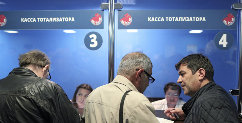 Минфин оценил ежегодные траты россиян у букмекеров в 2 трлн рублей