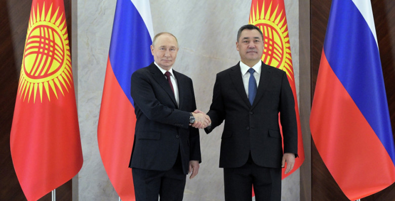 Владимир Путин и Садыр Жапаров подписали совместное заявление и семь документов