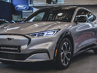 Американские автогиганты потеряли $50 млрд из-за «пузыря» на рынке электрокаров