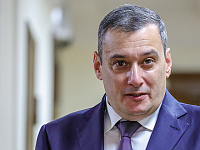 Александр Хинштейн завершил реабилитацию после ДТП