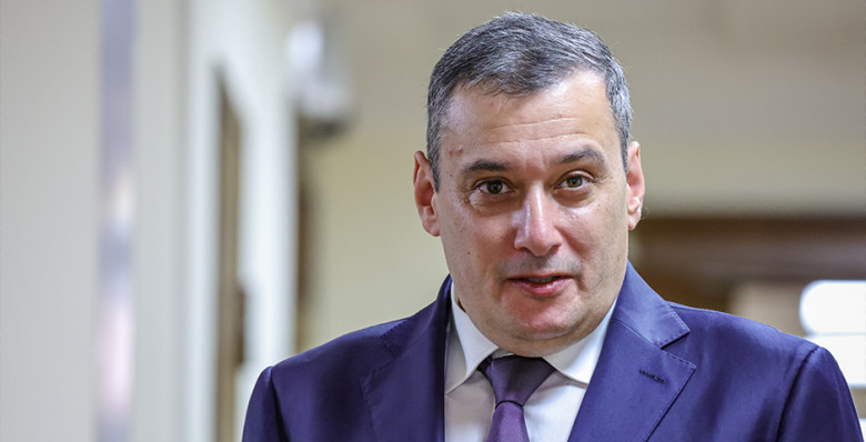 Александр Хинштейн завершил реабилитацию после ДТП