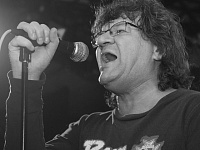Умер экс-солист группы «Земляне» Юрий Жучков