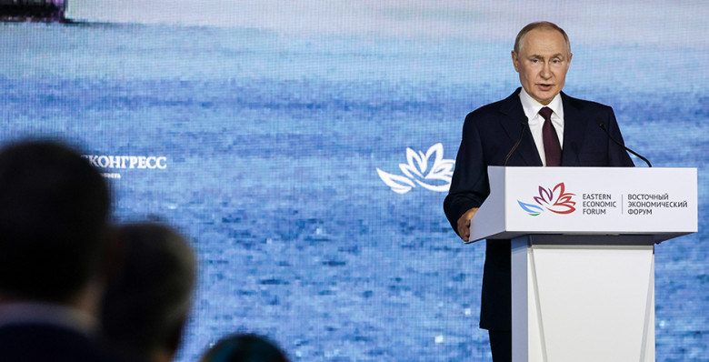 Владимир Путин вновь призвал создать в России экономику высоких зарплат