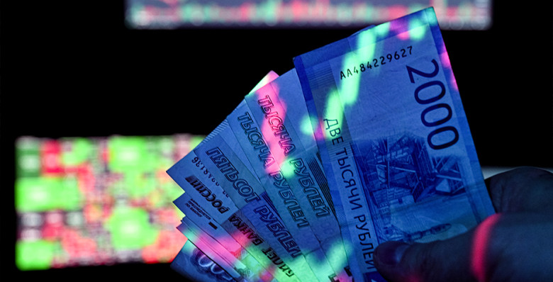 В ЦБ оценили укрепление рубля в 2025 году