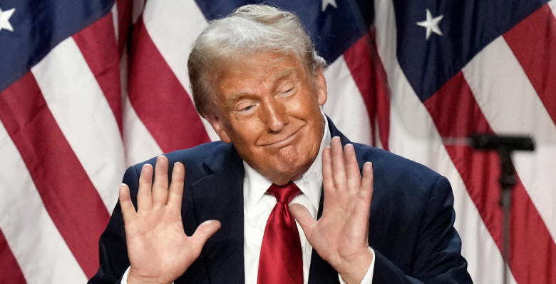 Зеленым картам включили красный свет