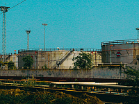 Казахстан перенаправит 260 тыс. тонн нефти в мае из-за остановки транзита по «Дружбе»